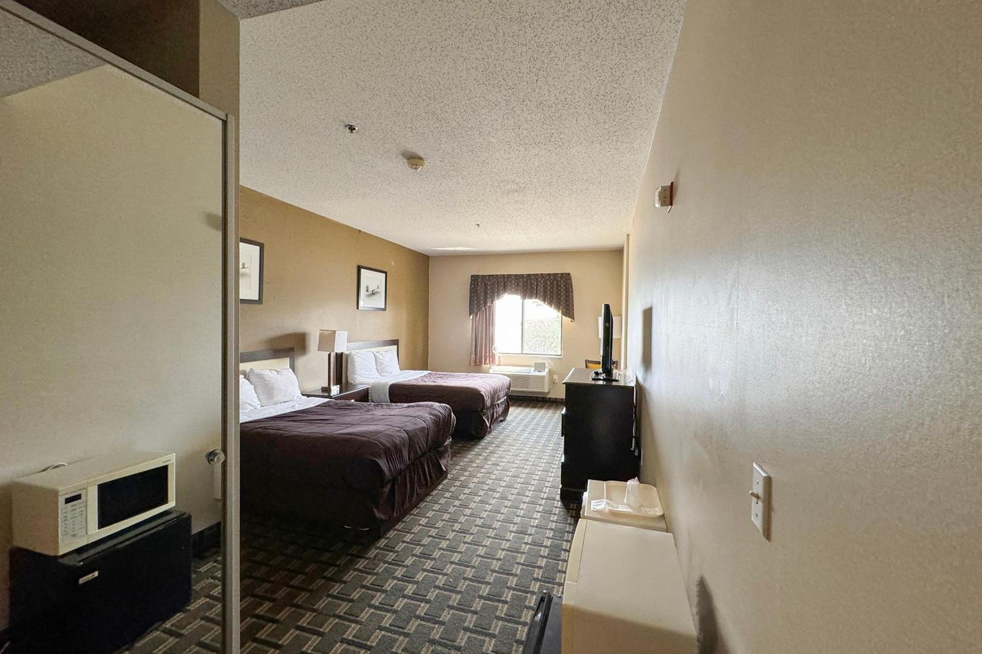 Fairbridge Inn & Suites Batavia-Darien Amusement Park Exterior foto